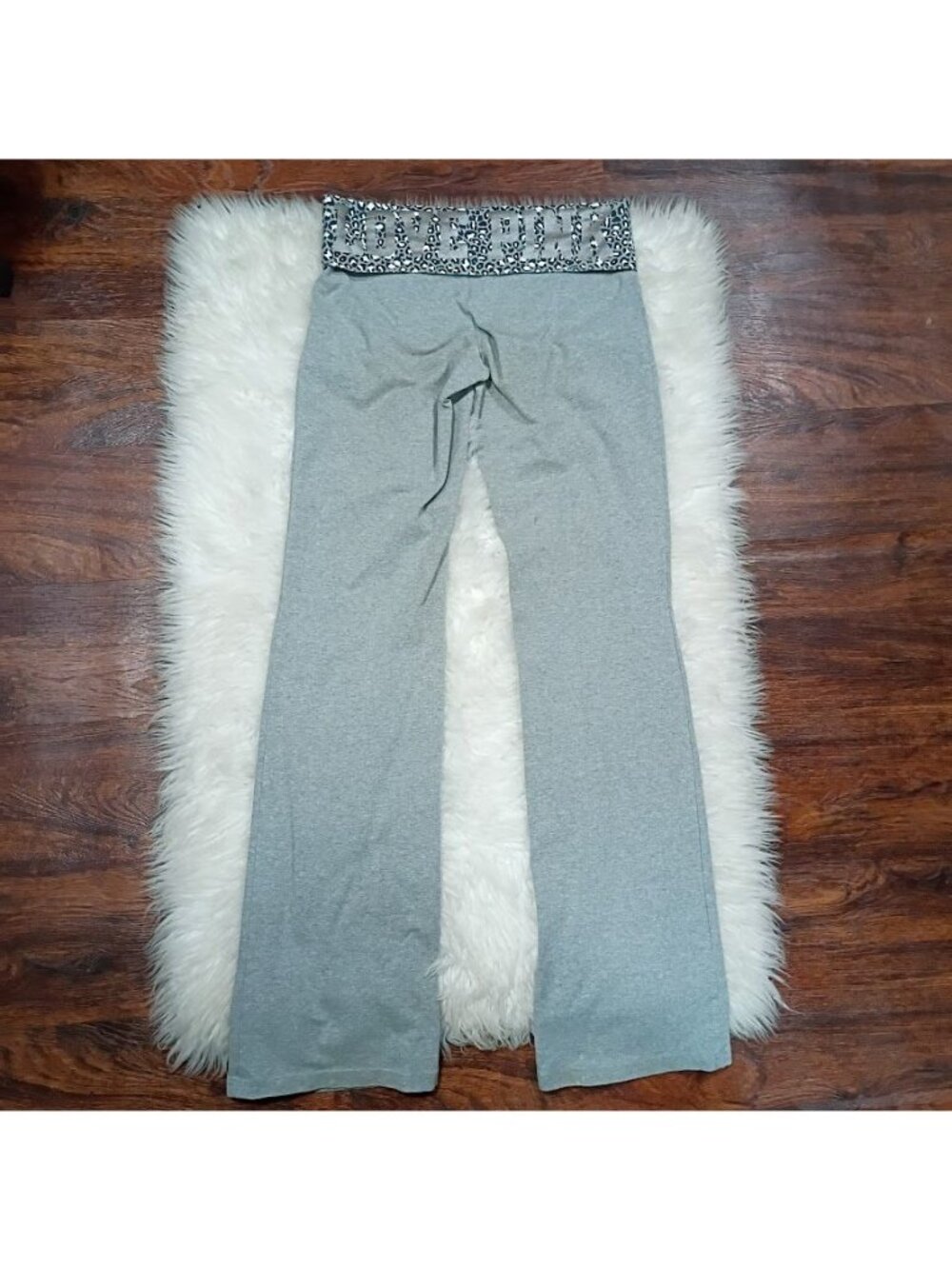 Victorias Secret Pink Fold-Over Yoga Pants Cheetah Print Waistband Gray Size S - Picture 2 of 15